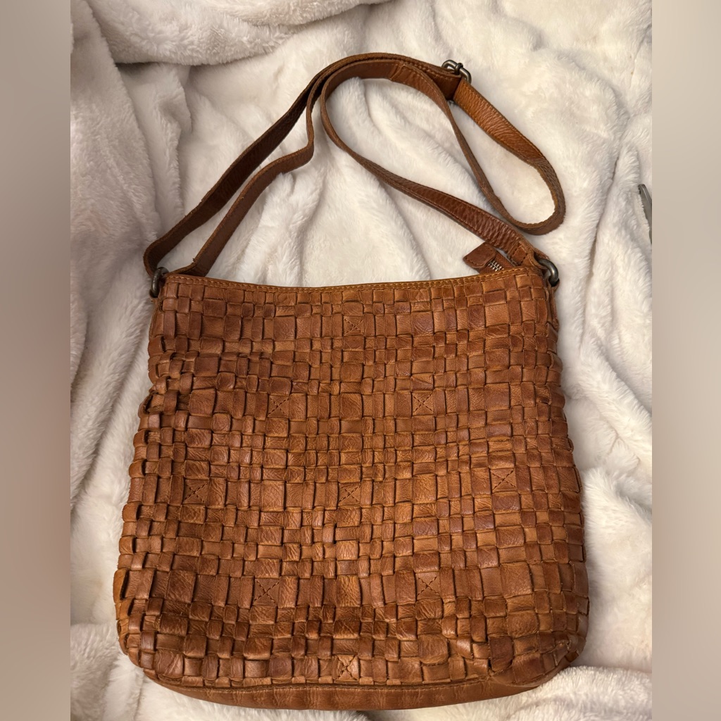 Vilenca Holland Soft Leather Woven Leather Crossbody Bag In Cognac Brown